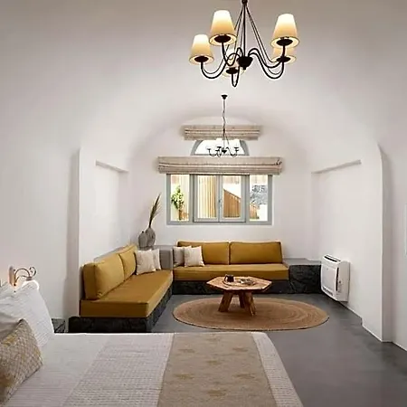 Occhio Luxury Santorini With Private Pool 4*