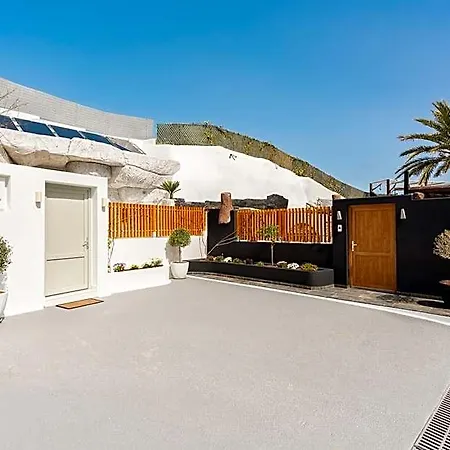 ホテル Occhio Luxury Santorini With Private Pool