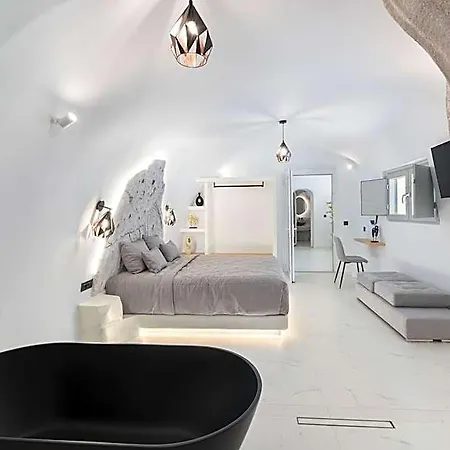 Occhio Luxury Santorini With Private Pool ホテル Santorini Island