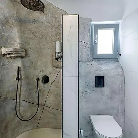 Occhio Luxury Santorini With Private Pool